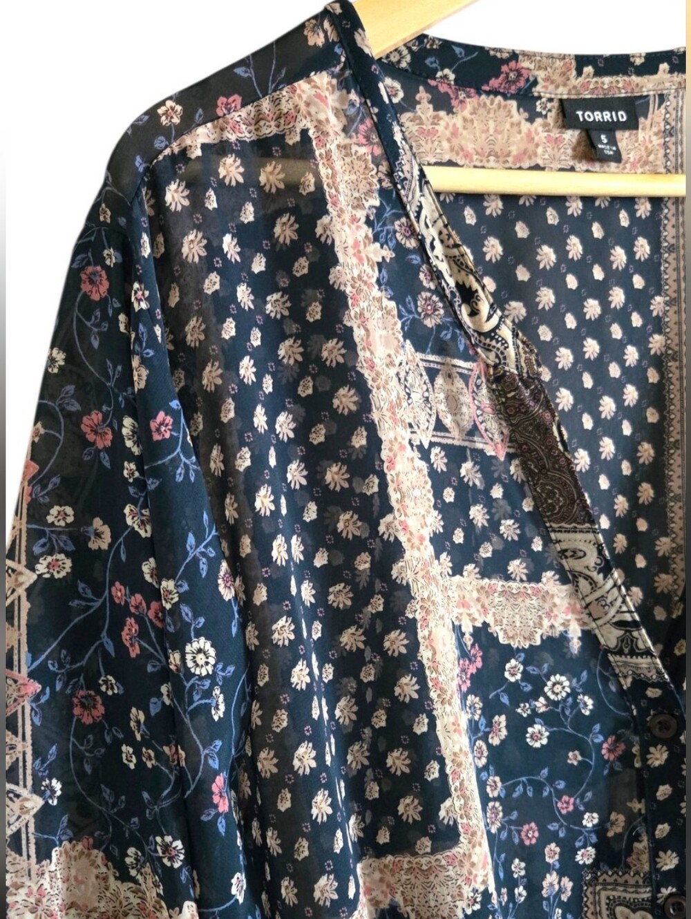 TORRID Patchwork Boho Tunic Dress Semi-Sheer Button Front High-Low Size 5 - Picture 3 of 9